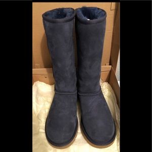 Authentic uggs size 7